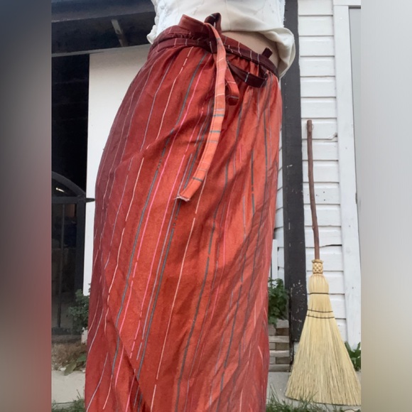Vintage wrap skirt - Picture 2 of 2